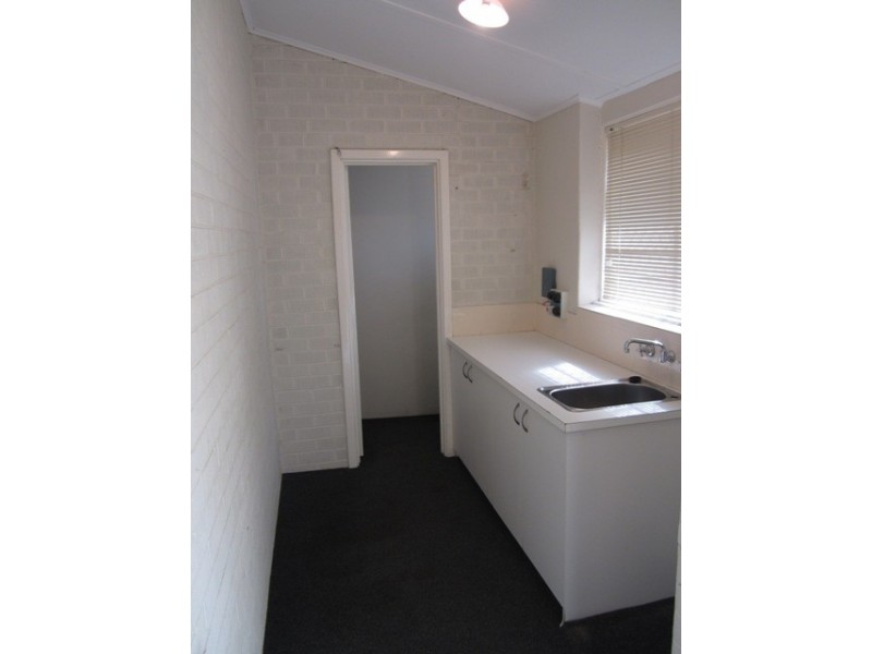 40 Waverley Road, Coolbellup WA 6163