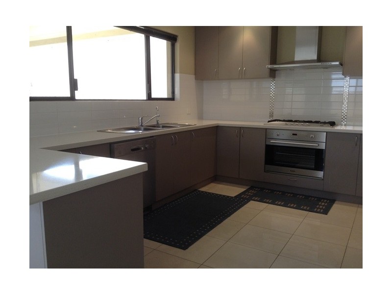 16 Hartree Close (North Lake Road), Willagee WA 6156