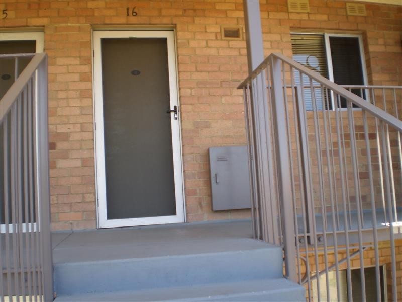 Unit 16/2 Gregory Way, Coolbellup WA 6163