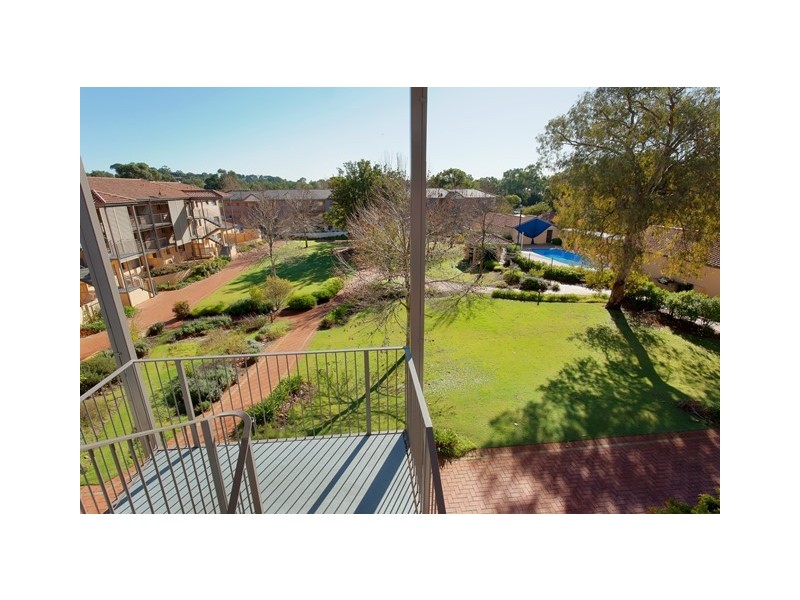 Unit 16/2 Gregory Way, Coolbellup WA 6163