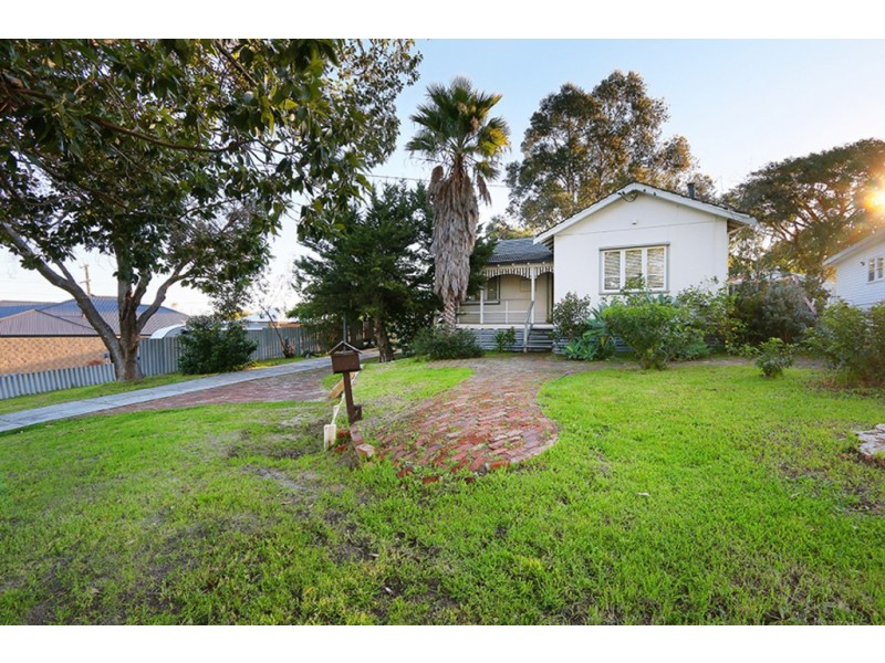 18 Finney Street, Willagee WA 6156