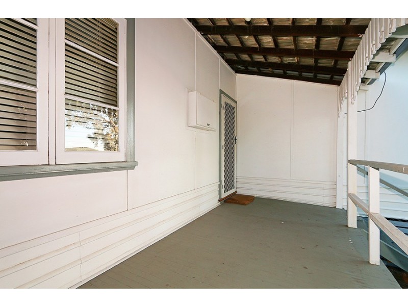 18 Finney Street, Willagee WA 6156