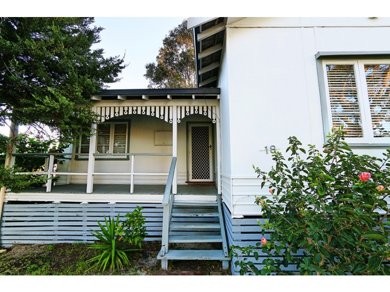 18 Finney Street, Willagee WA 6156