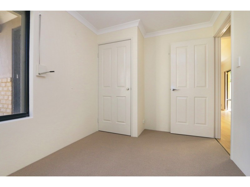 3 / 74 Gilbertson Road, Kardinya WA 6163