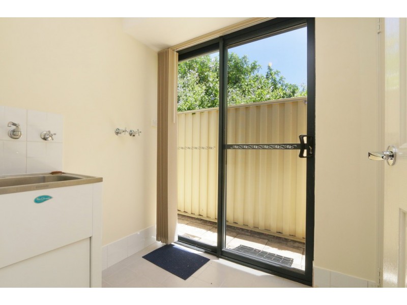 3 / 74 Gilbertson Road, Kardinya WA 6163