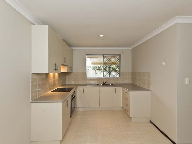 1 / 22-32 Kimberley Way, Parkwood WA 6147