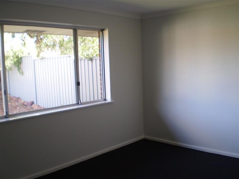 1B Hamersley Way, Kardinya WA 6163