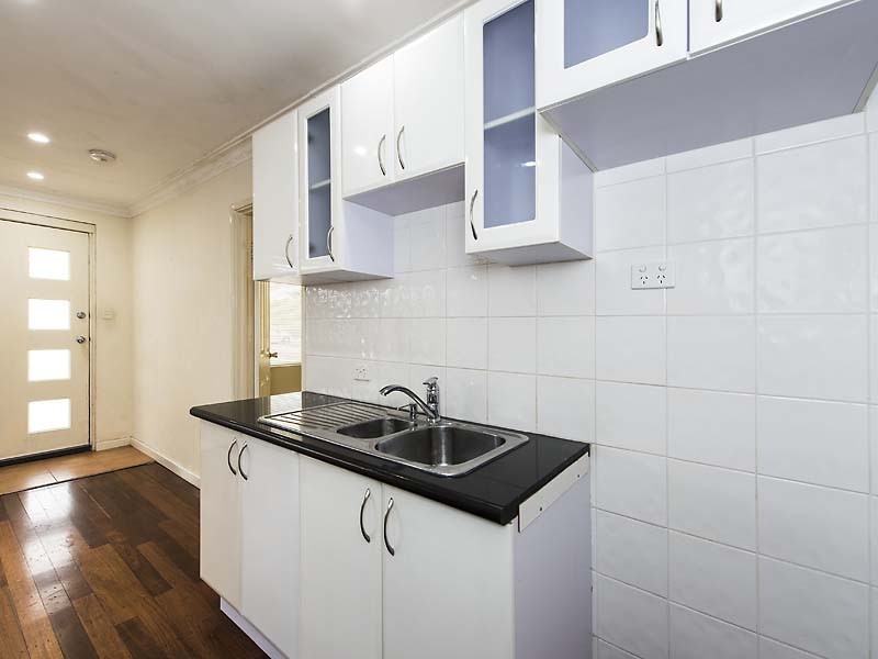 122A Blackwood Avenue, Hamilton Hill WA 6163