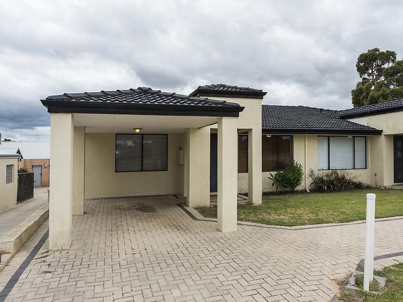 122A Blackwood Avenue, Hamilton Hill WA 6163