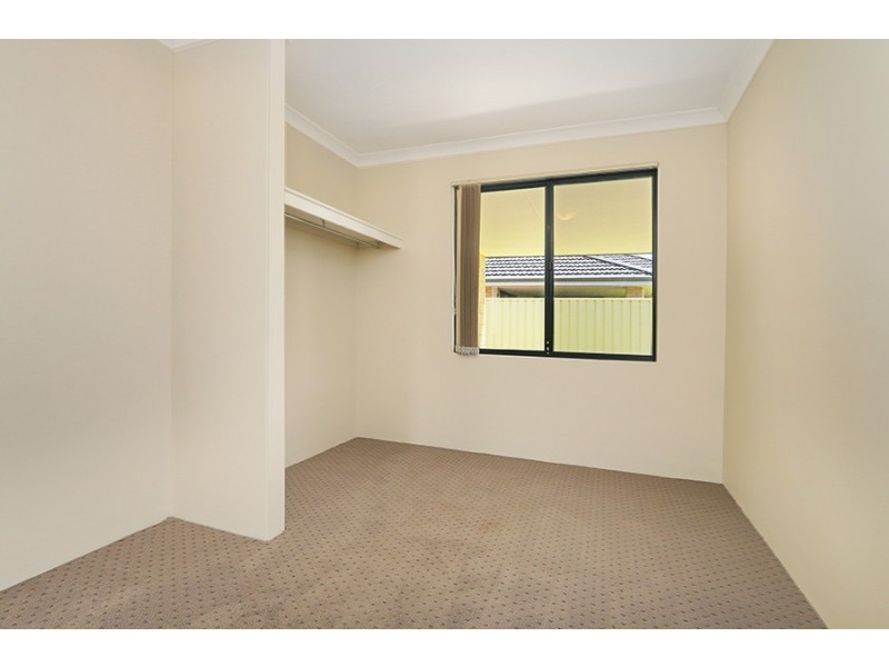 7 Daviesia Turn, Success WA 6164
