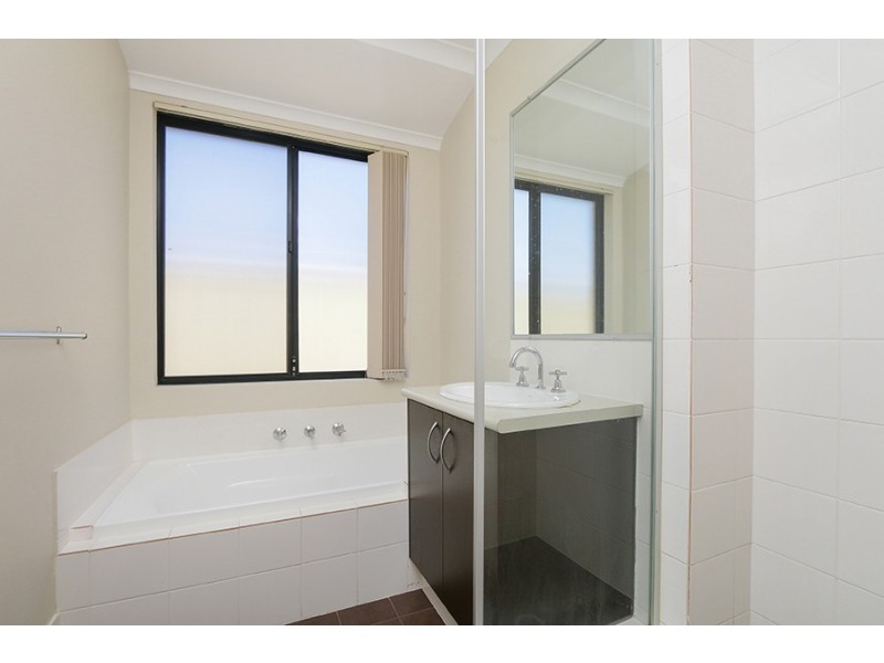 7 Daviesia Turn, Success WA 6164