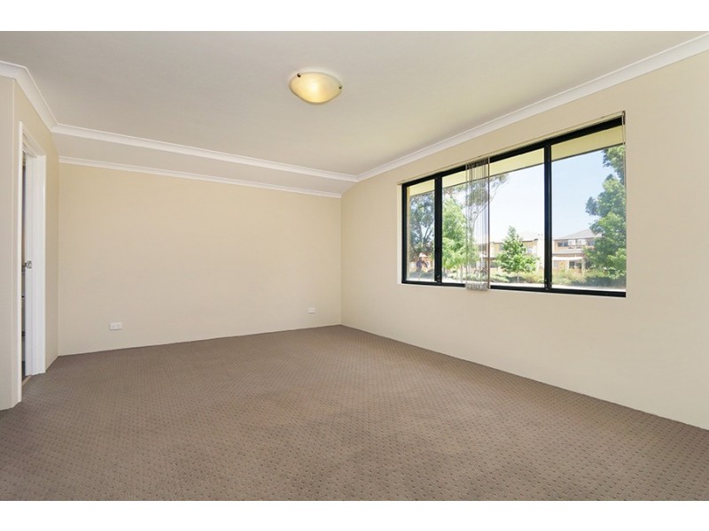 7 Daviesia Turn, Success WA 6164