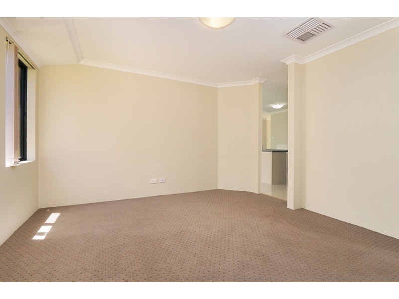 7 Daviesia Turn, Success WA 6164