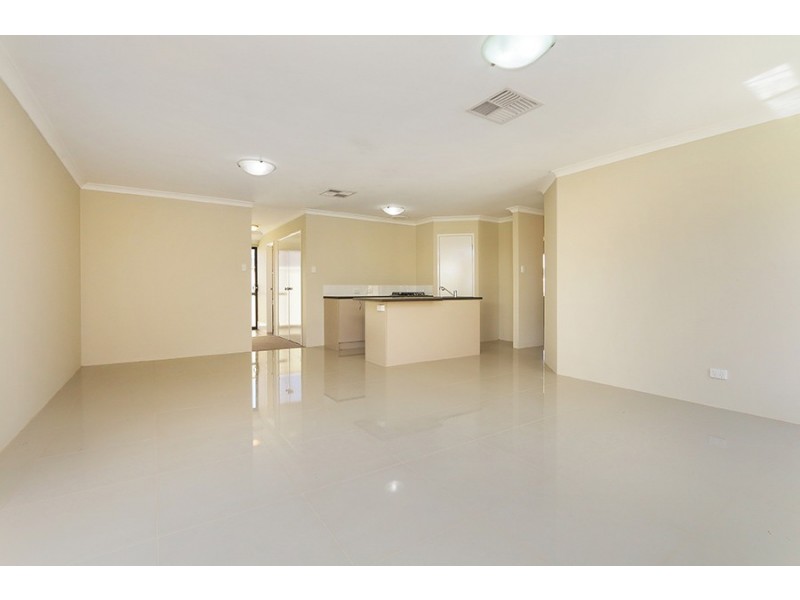 7 Daviesia Turn, Success WA 6164