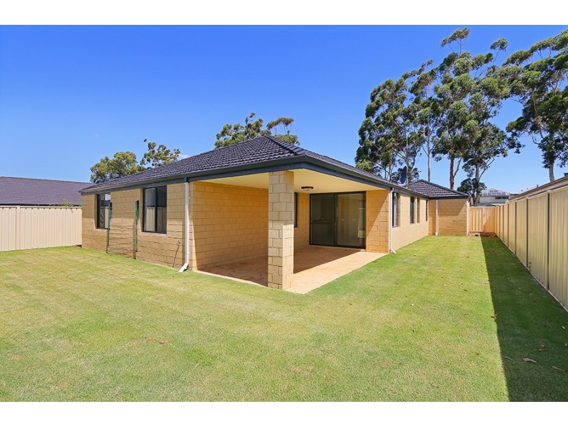 7 Daviesia Turn, Success WA 6164