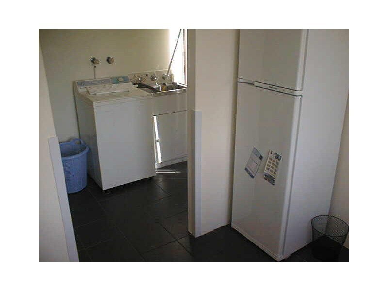 8 Sassoon Place, North Lake WA 6163