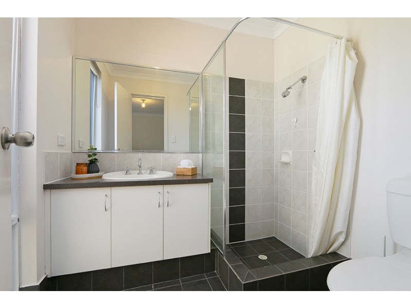 100B Gilbertson Rd, Kardinya WA 6163