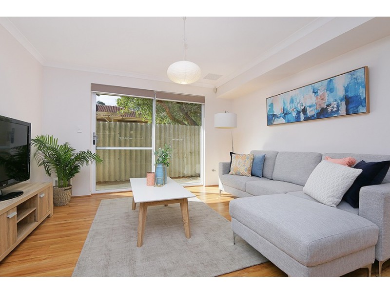 100B Gilbertson Rd, Kardinya WA 6163