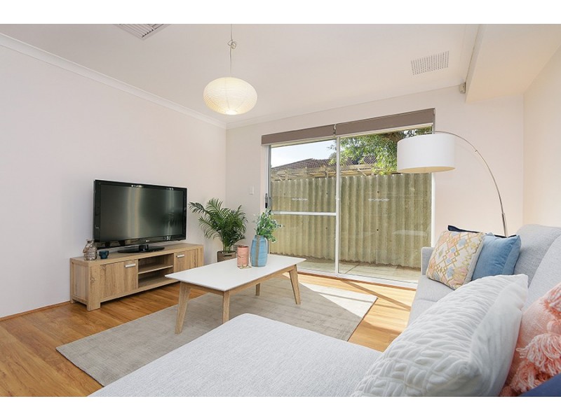 100B Gilbertson Rd, Kardinya WA 6163