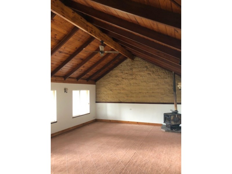 5 Samual Court, North Lake WA 6163