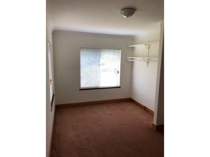 5 Samual Court, North Lake WA 6163