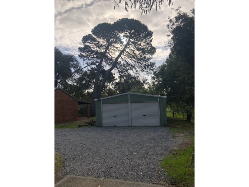 5 Samual Court, North Lake WA 6163