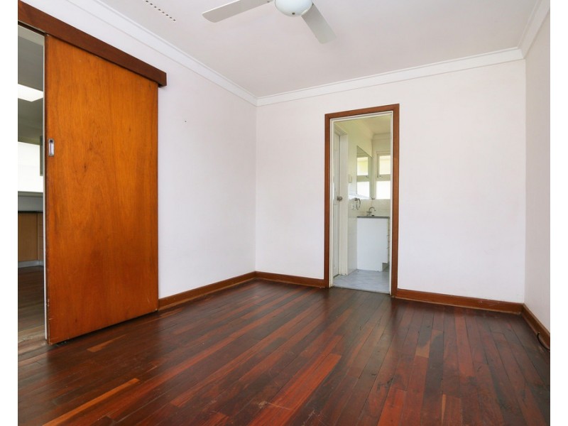 13A Copperwaite Road, Kardinya WA 6163