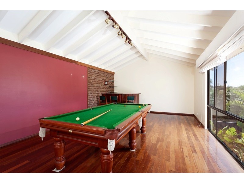 8 Mottee Rd, Bateman WA 6150