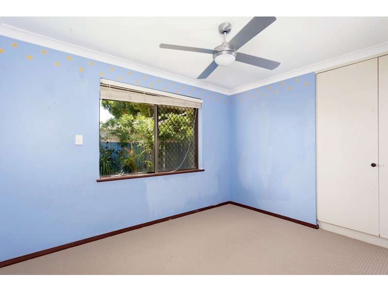 8 Mottee Rd, Bateman WA 6150