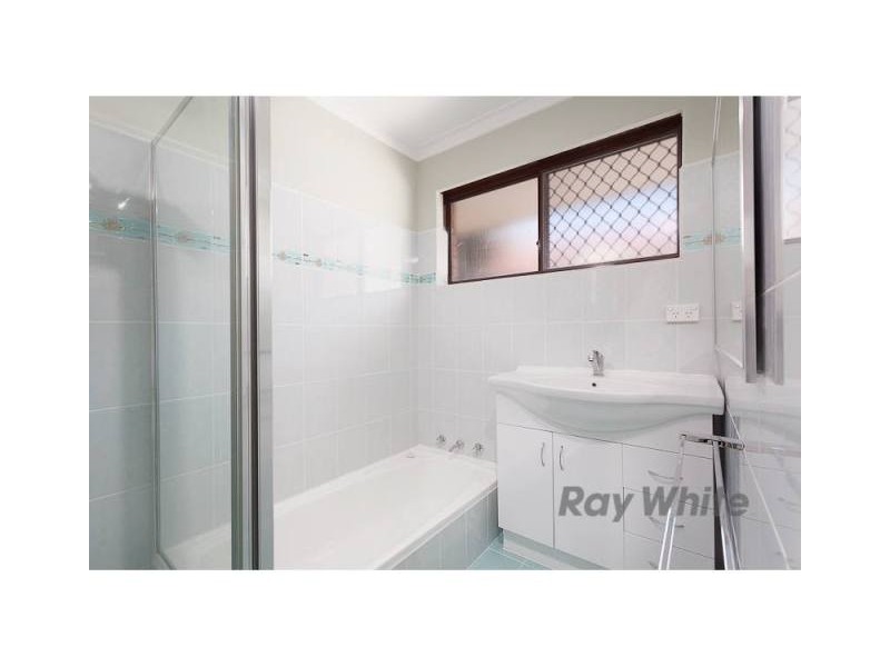 56 Davies Cres, Kardinya WA 6163