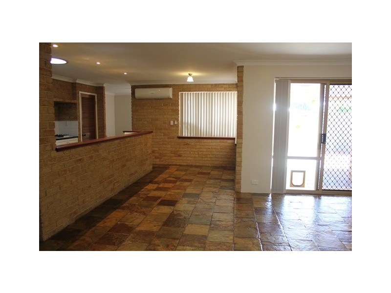 8 Borell Place, Kardinya WA 6163