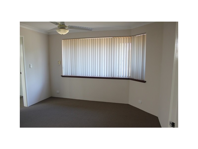 8 Borell Place, Kardinya WA 6163