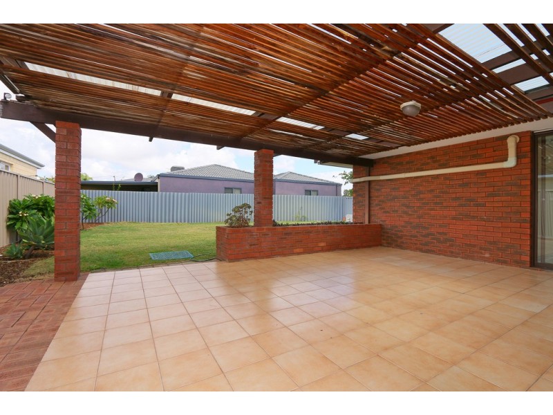1 London Way, Bateman WA 6150