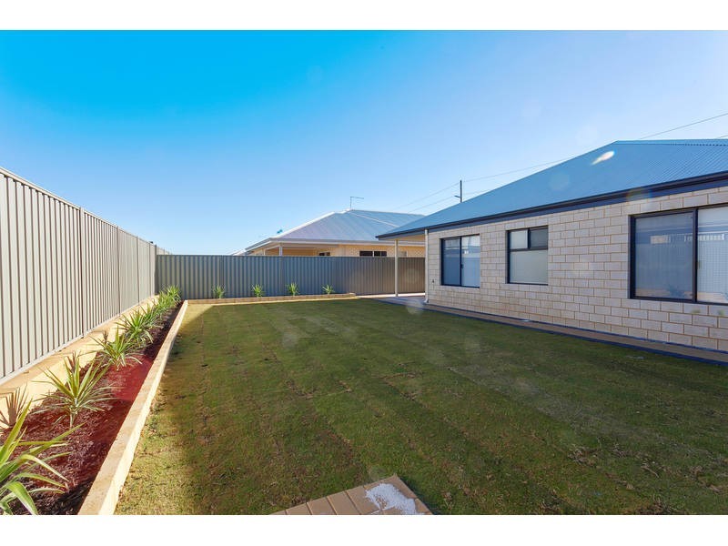 17 Tompkins Way, Harrisdale WA 6112