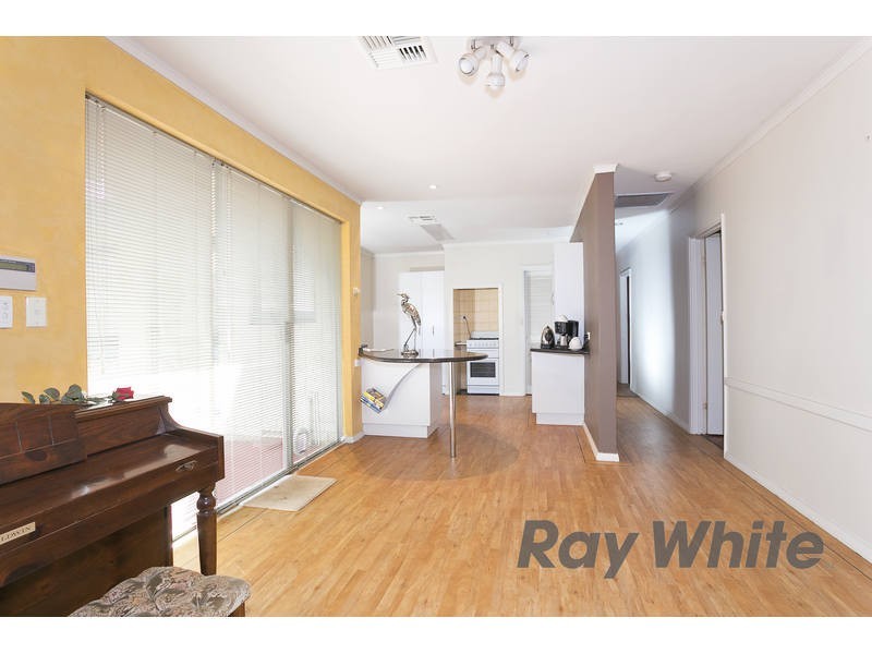 14 Williamson Rd, Kardinya WA 6163