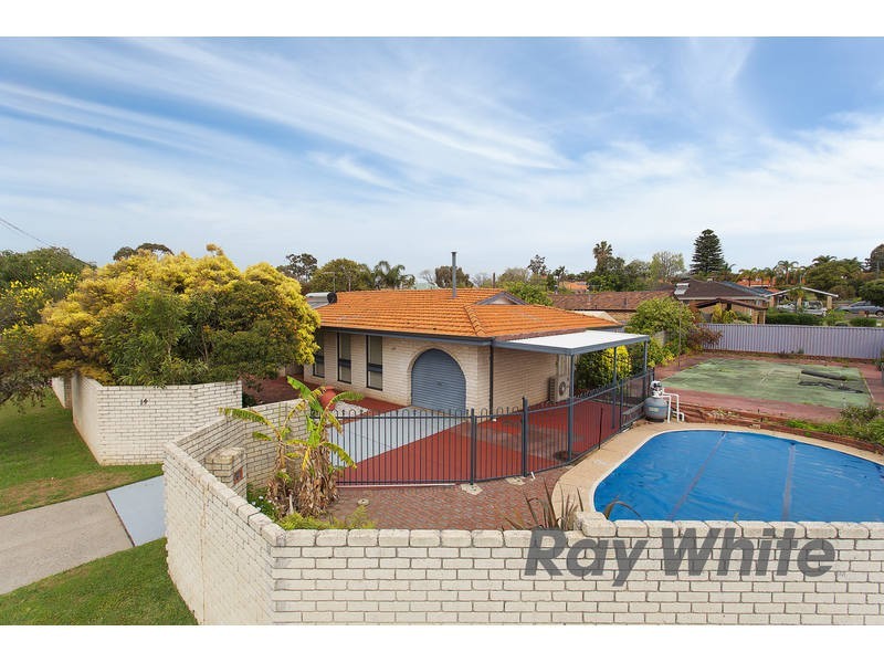 14 Williamson Rd, Kardinya WA 6163