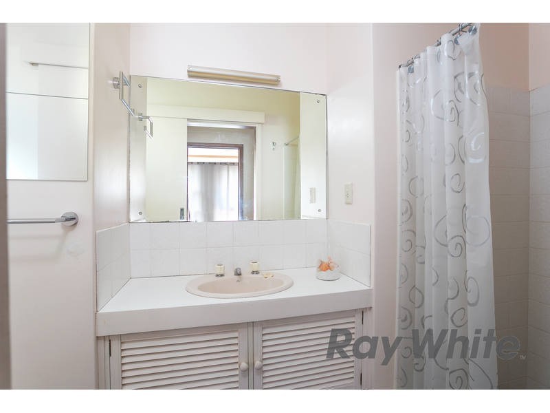 14 Williamson Rd, Kardinya WA 6163