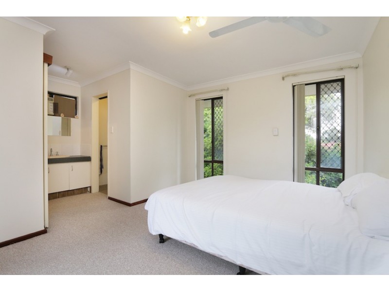 2 Stevens Place, Kardinya WA 6163