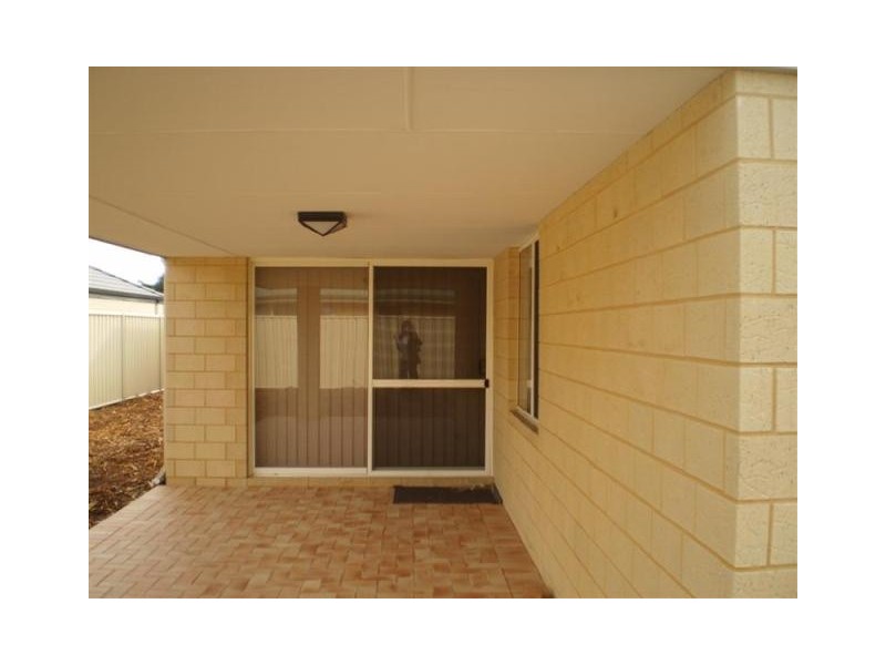 29 Daviesia Turn, Success WA 6164