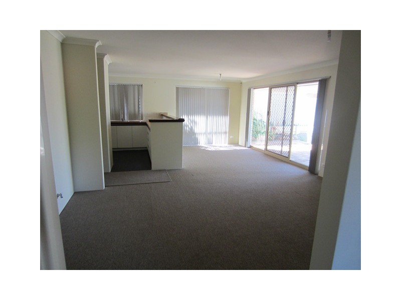 18 Gilbertson Road, Kardinya WA 6163