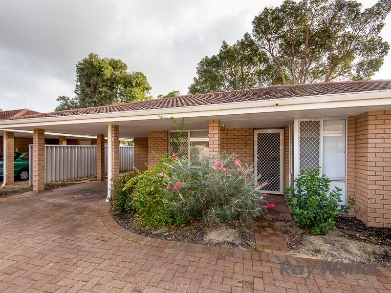 11/6 Pinewood Ave, Kardinya WA 6163