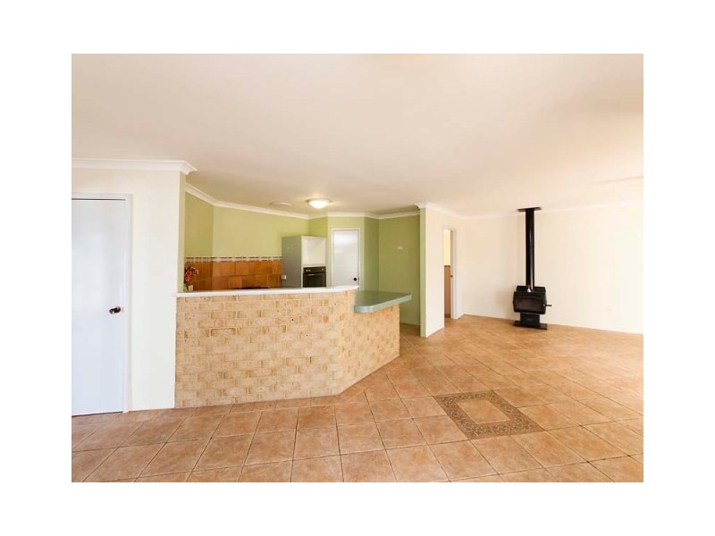 27 Montmartre Green, Port Kennedy WA 6172