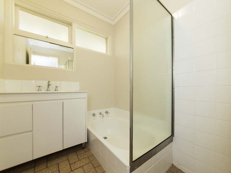 16B Ralston Road, Kardinya WA 6163