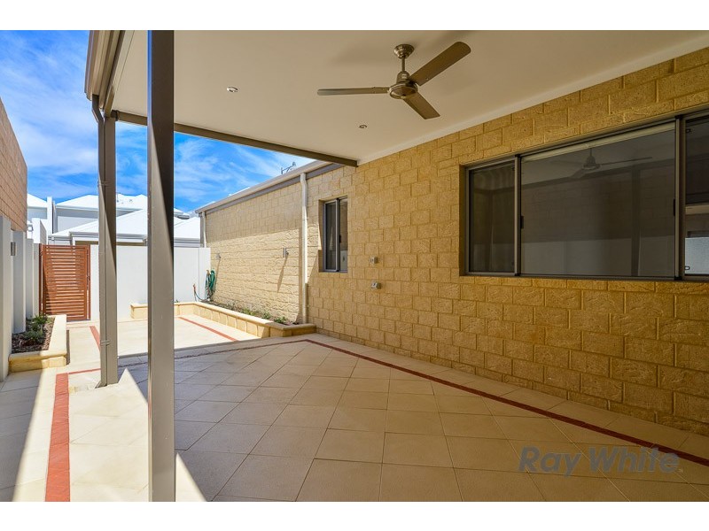 15 Shoalwater Street, North Coogee WA 6163