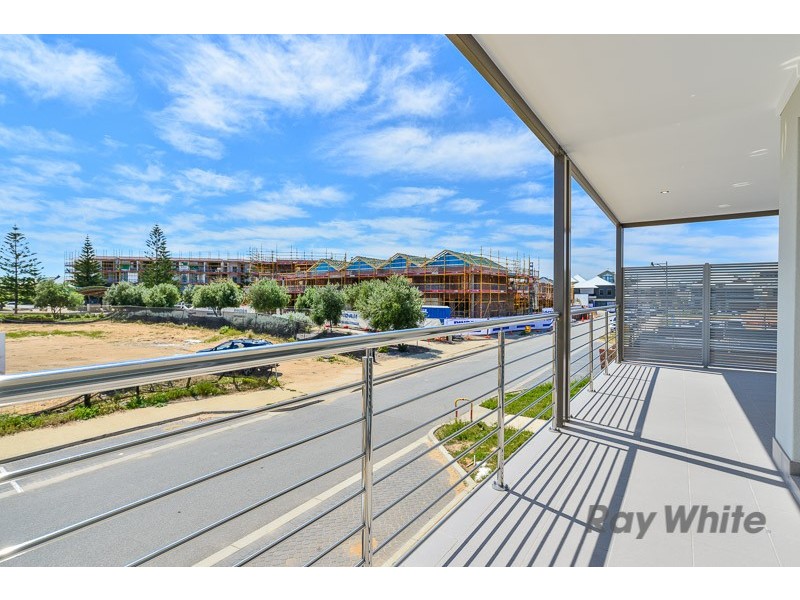 15 Shoalwater Street, North Coogee WA 6163