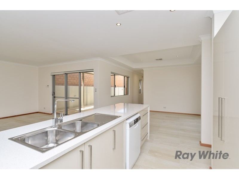 15 Shoalwater Street, North Coogee WA 6163