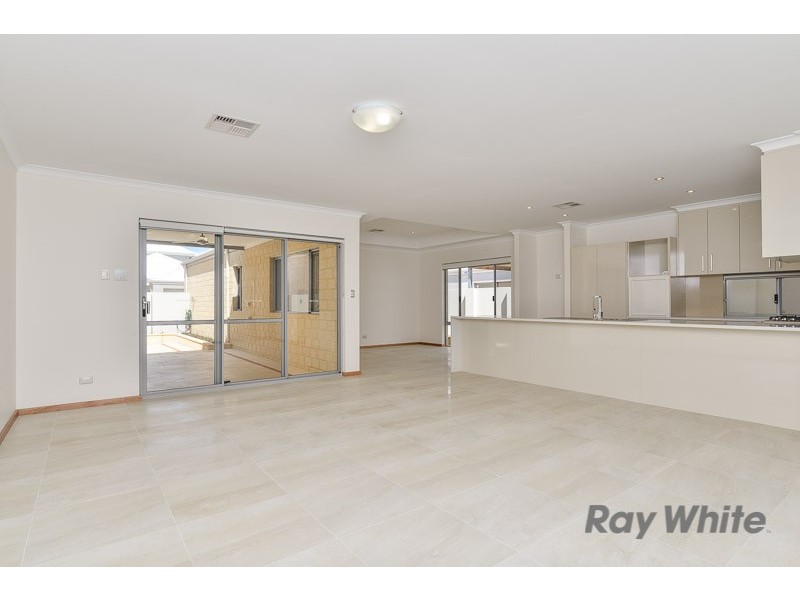 15 Shoalwater Street, North Coogee WA 6163