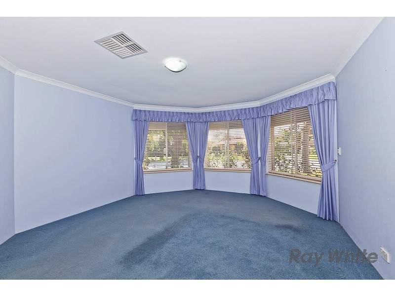 135 Parkway Road, Bibra Lake WA 6163