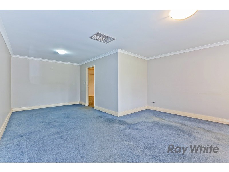 135 Parkway Road, Bibra Lake WA 6163