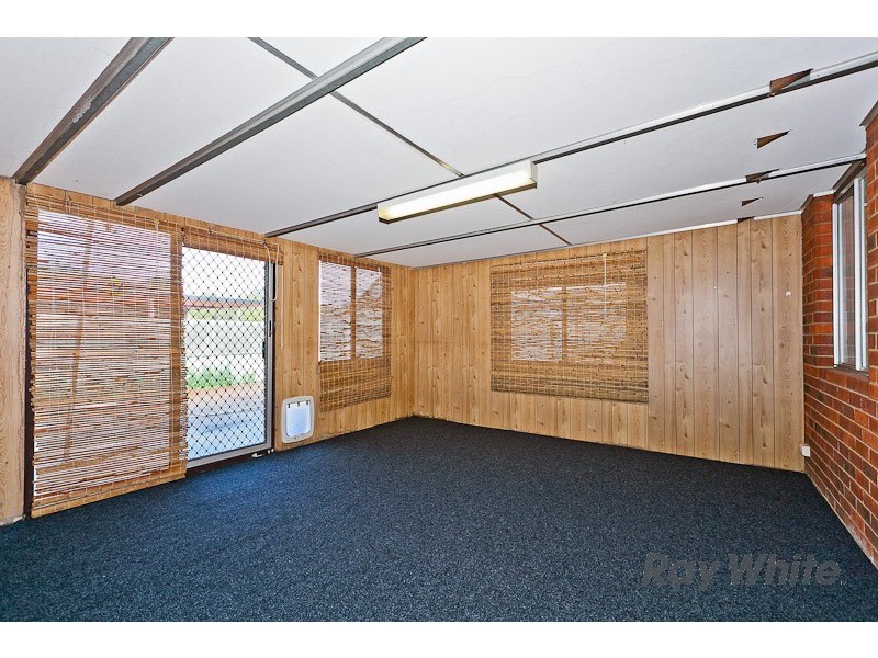 17 Lawrence Way, Samson WA 6163